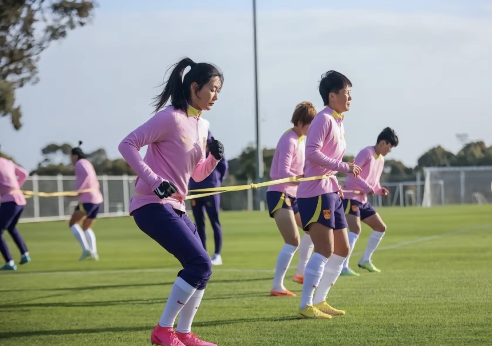 开云官网-热身赛：中国国家女足战胜巴西的简单介绍