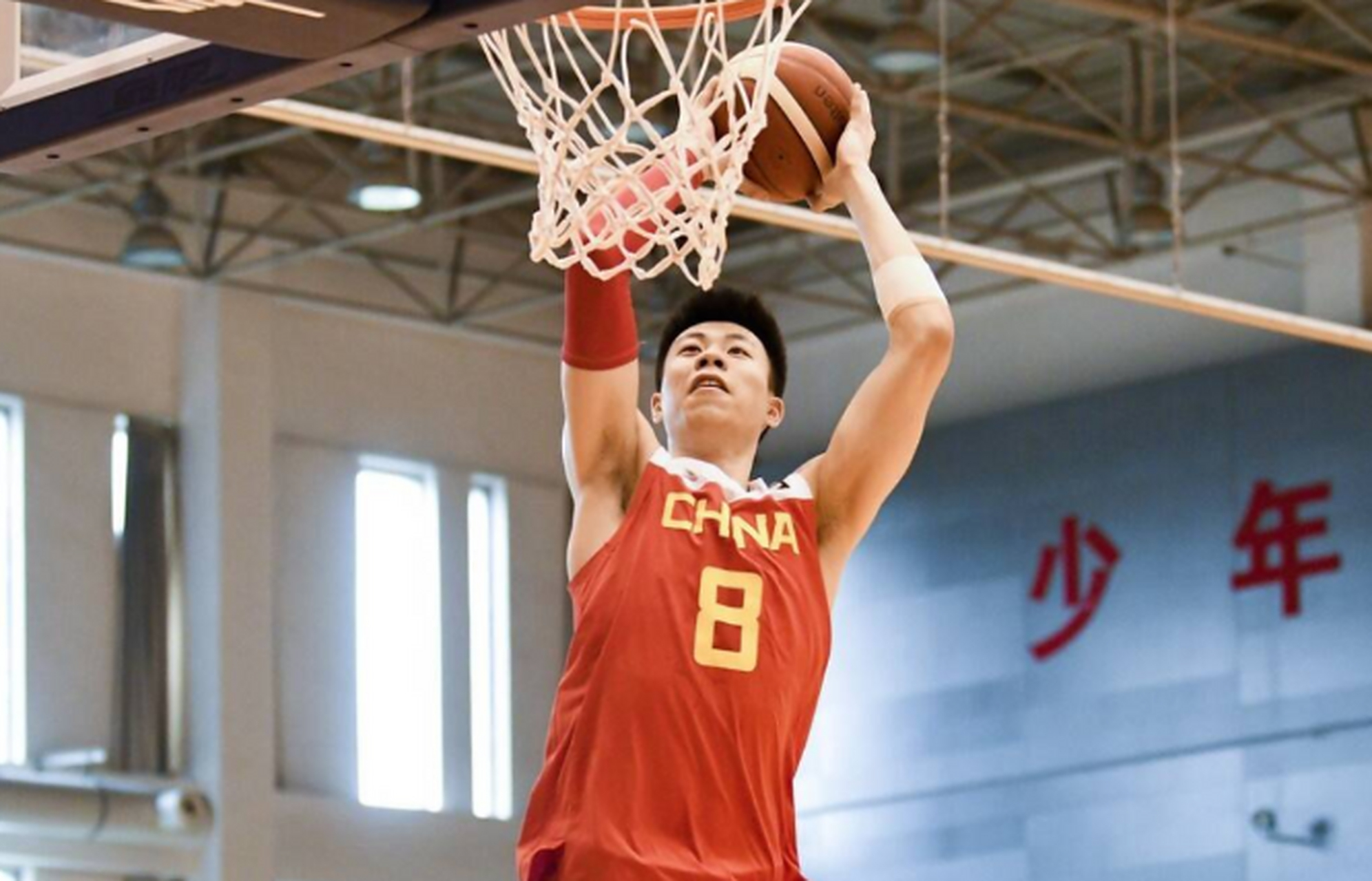 热身赛落幕，国家队成绩完美开局的简单介绍