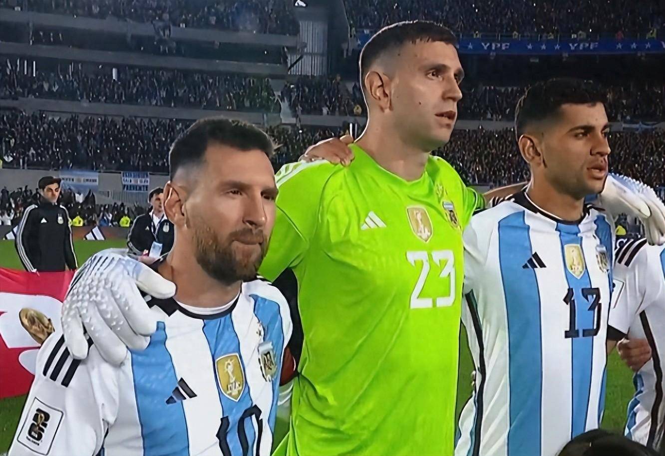 鸟枪换炮!罗马尼亚女足战胜乌拉圭,挺进女子世界杯八强 鸟枪换炮!罗马尼亚女足战胜乌拉圭,挺进女子世界杯八强