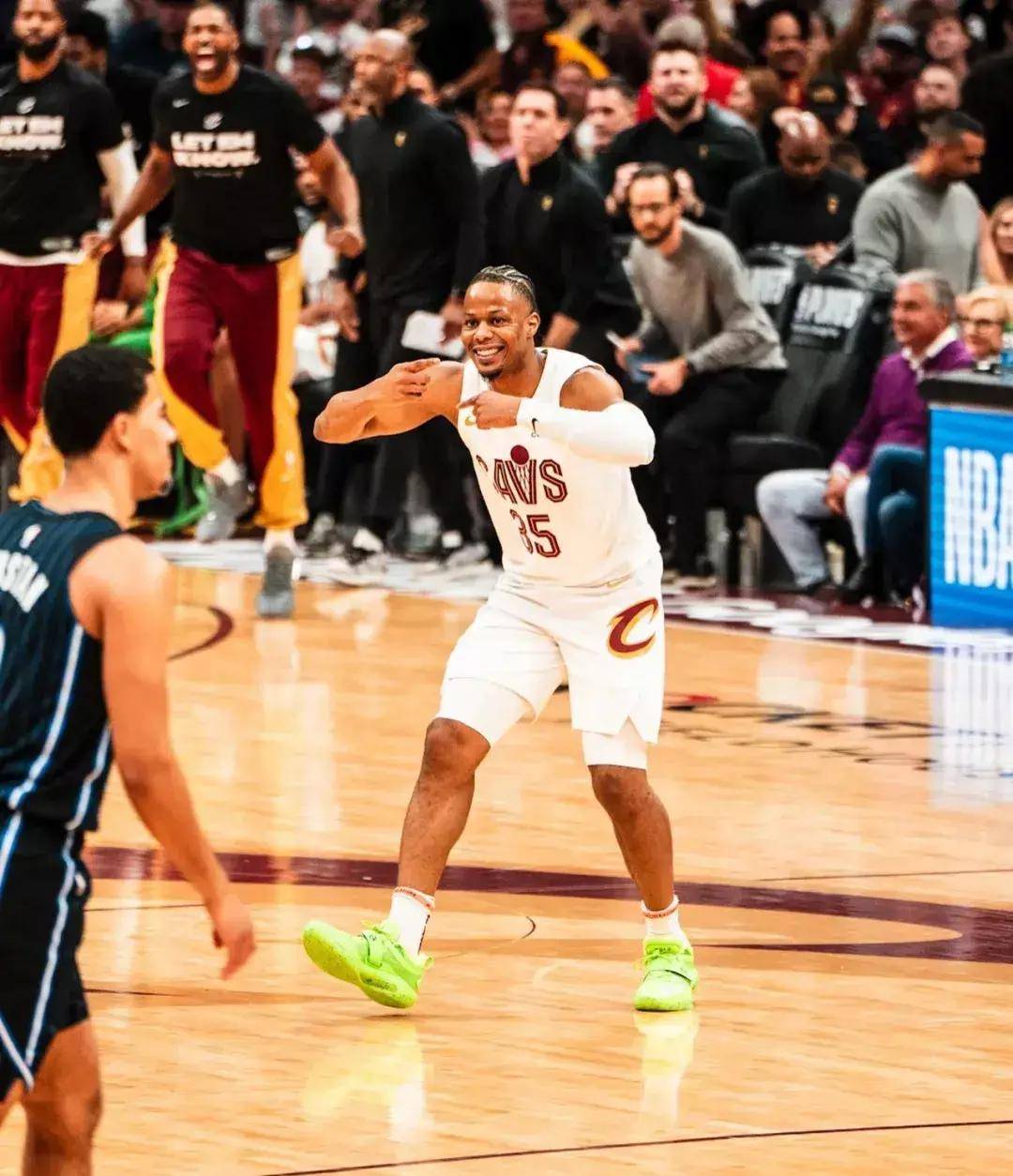 骑士队全明星球员轮休 骑士队全明星球员轮休