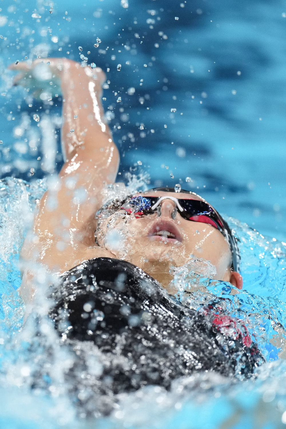 开云官网-运动员在比赛中发挥全身心实力