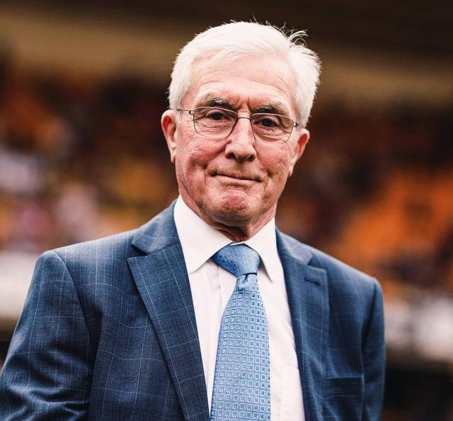 开云APP-伯恩茅斯挑战狼队，保级大战火药味十足