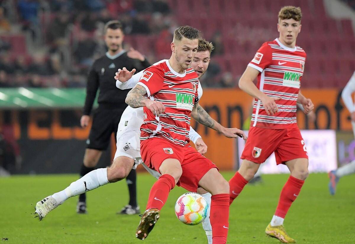 奥格斯堡遭遇失败需要迅速调整状态