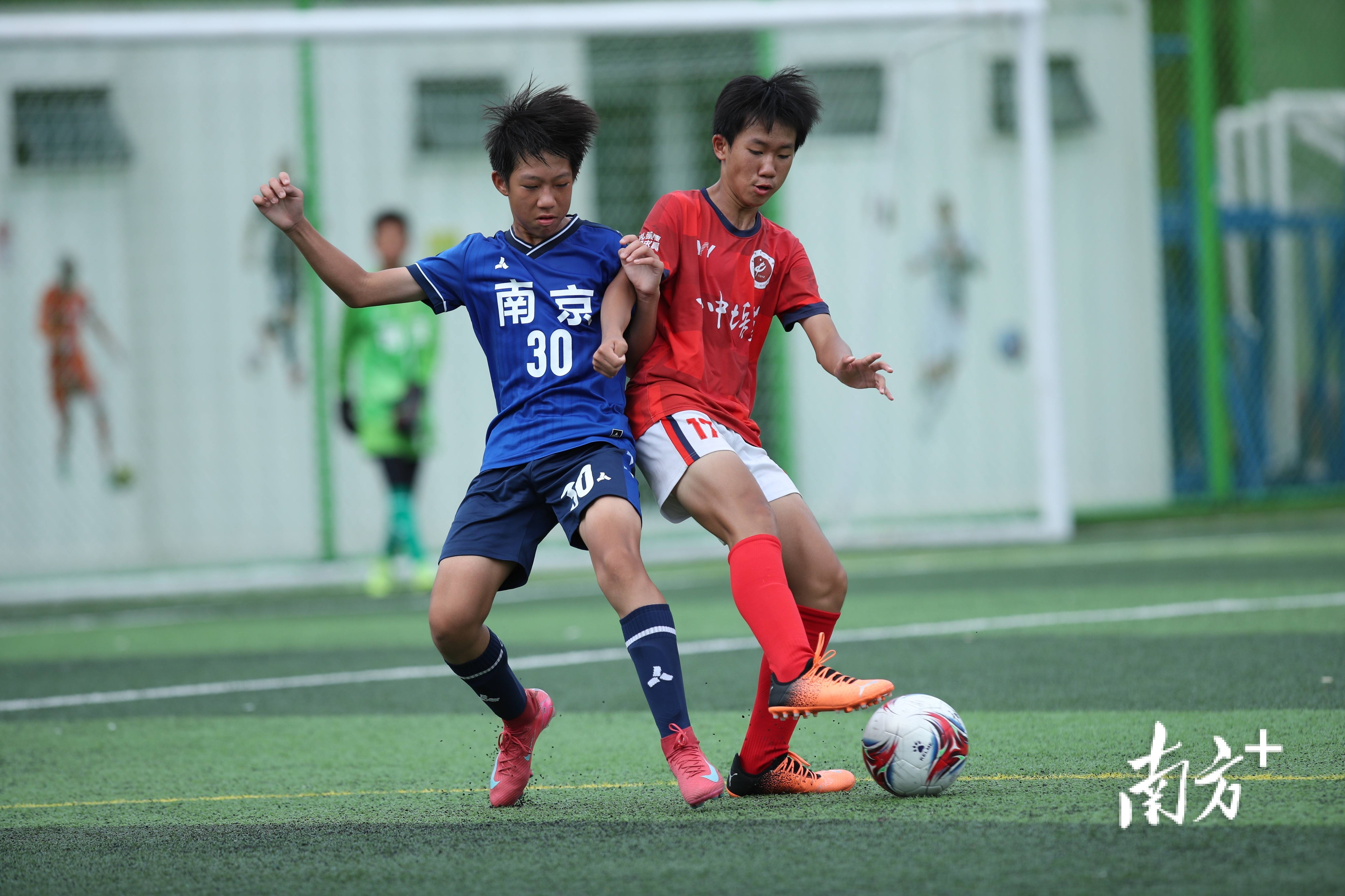 国内球队在足球赛事中崭露头角