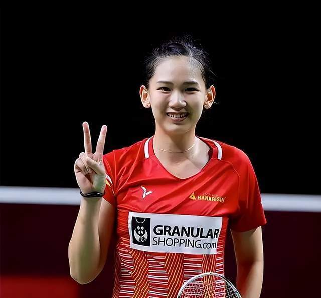 包含中国羽毛球队轻取丹麦羽毛球队，戴资颖惊艳世界的词条