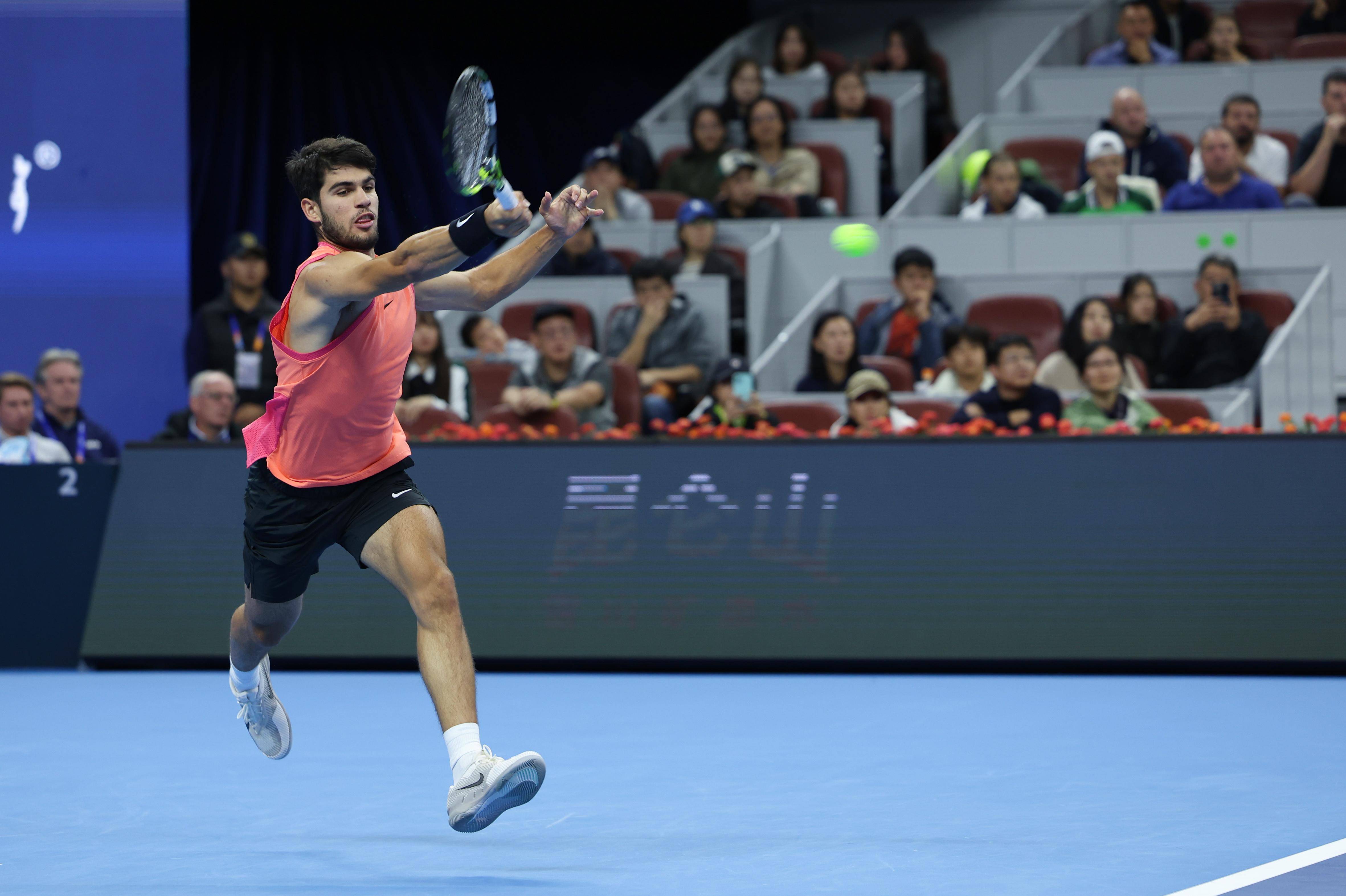 年终总决赛碾压ATP总决赛，阿尔卡拉斯惊艳四座的简单介绍